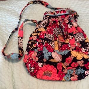 Like new Vera Bradley Happy Snails bag